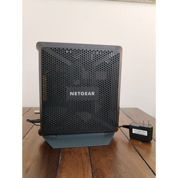 NETGEAR Nighthawk C7000 AC1900 Modem (TESTED & WORKING) - Picture 1 of 6